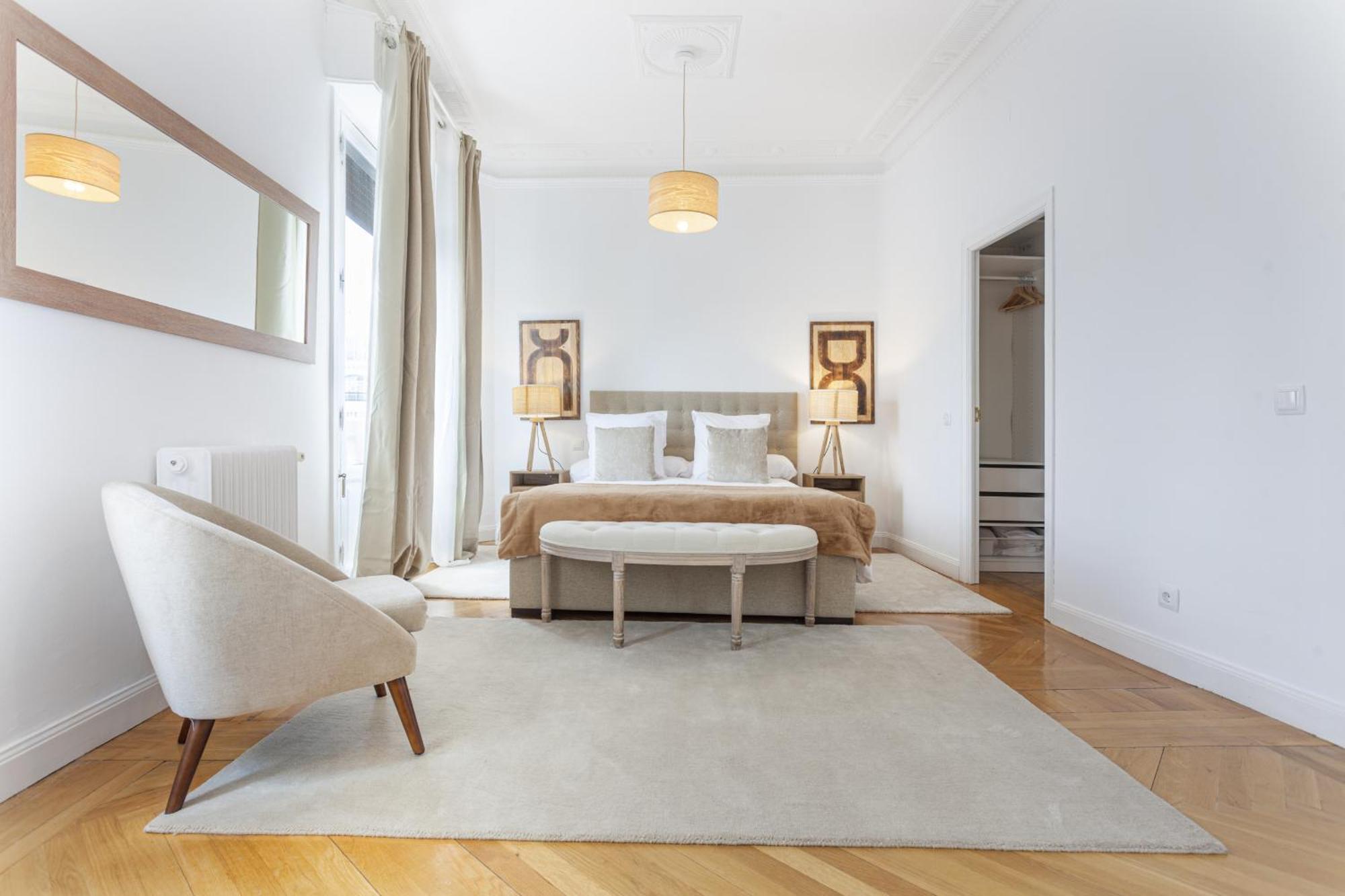 Apartamento Santa Ana Place En Madrid Eksteriør billede