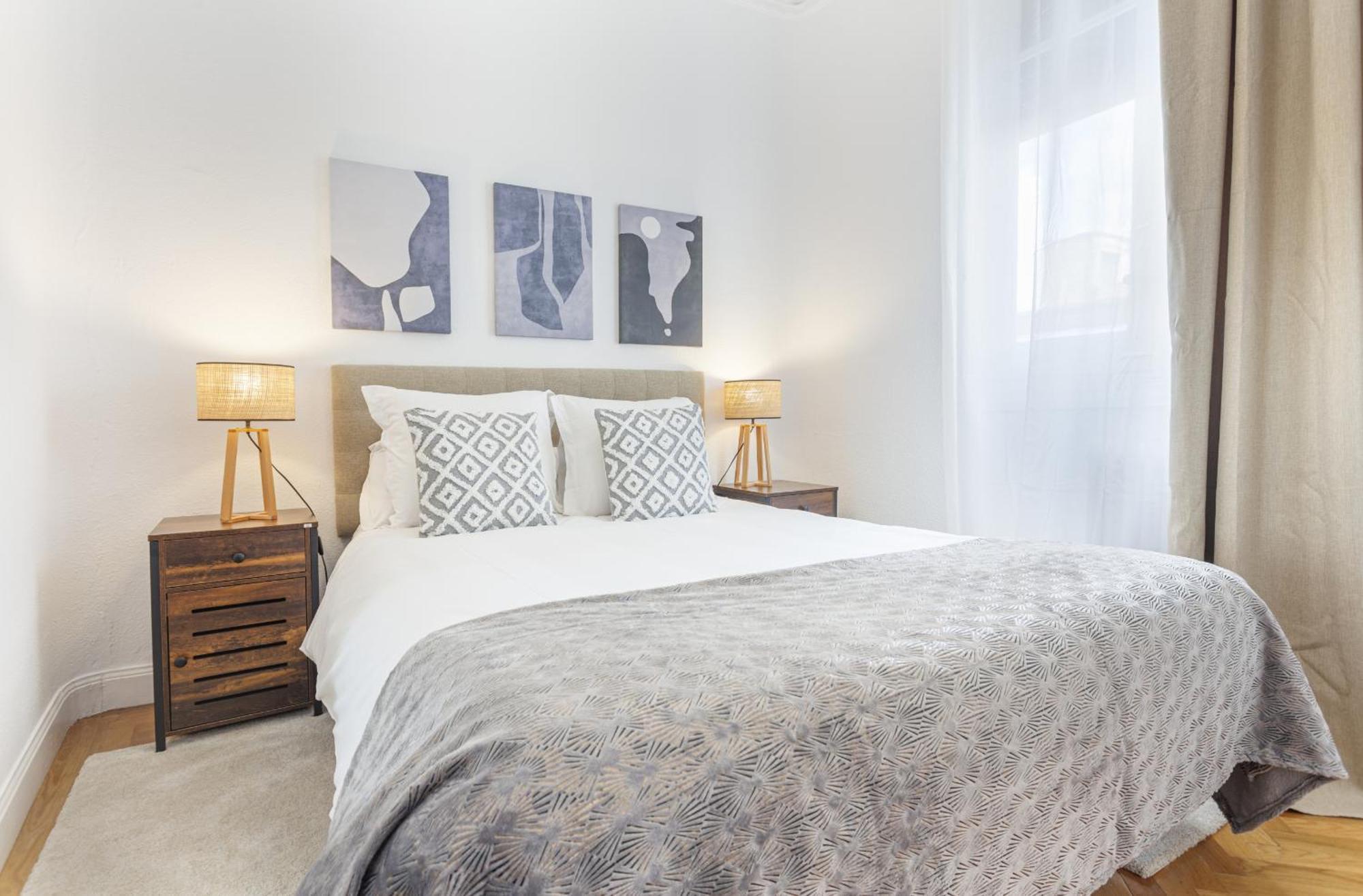 Apartamento Santa Ana Place En Madrid Eksteriør billede